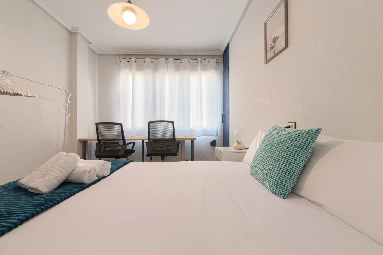 Vivienda Turistica Junto Al Ayuntamiento Appartement Bilbao Buitenkant foto