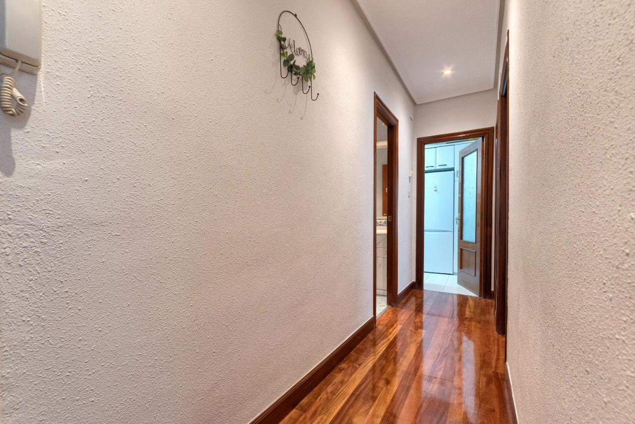 Vivienda Turistica Junto Al Ayuntamiento Appartement Bilbao Buitenkant foto